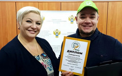 Известный кировский телеведущий победил в конкурсе частушек от Кировстата