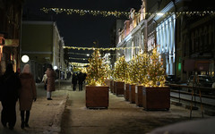 Улицу Спасскую готовят к новогодним праздникам