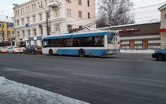 В Кирове начали заменять контактные сети троллейбусных линий