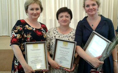 Министр здравоохранения России похвалила и наградила кировских врачей