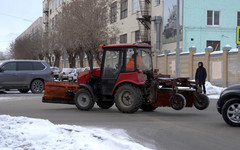 Определён список кировских улиц, с которых вывезут снег с 15 на 16 февраля