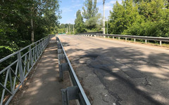 Мост через Люгу будут ремонтировать