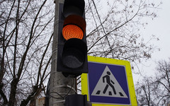 На перекрёстке Октябрьского проспекта и Маклина не работают светофоры