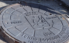 В Кирове установили 188 люков с гербом города