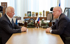 Соколов и Чемезов обсудили строительство образовательного кампуса в Кирове