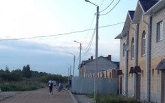 Жители Нового Сергеево просят чиновников осветить микрорайон