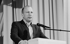 Соколов объявил минуту молчания в память о бывшем главе Верхошижемского района