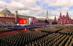 Парад Победы в Москве после атаки беспилотников на Кремль отменять не будут