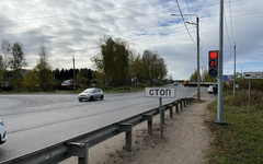 Светофор на повороте на Радужный будут донастраивать из-за пробок