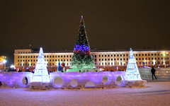 Ледовый городок на Театральной площади будет радовать кировчан до конца января