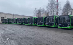 В Киров привезли 27 новых автобусов