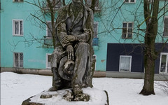 Памятник Горькому в Нововятске планируют отремонтировать