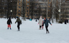 В Кочуровском парке Кирова обустроят каток за 490 тысяч рублей