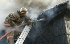 Вчера вечером в Кировской области сгорел жилой дом