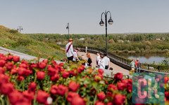 Последний звонок-2025 в Кирове. Фотолента