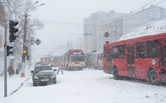 Кировчан просят не садиться за руль в снегопад