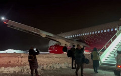 В Саранске самолёт с тренерами по фигурному катанию выкатился за пределы ВПП