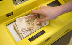 В Госдуме поддержали лимит на внесение наличных в банкомат