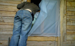 Неработающий житель Кировской области обокрал дачный домик своей односельчанки