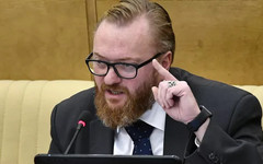 Милонов предложил атаковать ВСУ с бомбардировщика секс-игрушками
