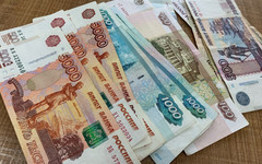 В Кировской области 60 бабушек получают пособие по уходу за ребёнком