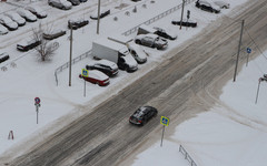 В ГАИ посоветовали кировским водителям ездить медленнее из-за мощных снегопадов