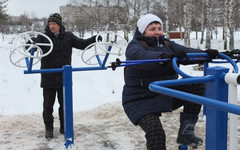 В Кочуровском парке появилась спортивная площадка для инвалидов