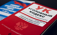 В Омутнинске отец истязал жену и дочь