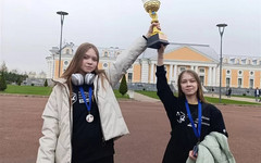 Юные кировчанки завоевали серебро на всероссийской олимпиаде