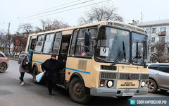 В пригородных и междугородных автобусах подключили оплату проезда картой