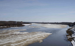 Ледоход на Вятке 2026. Фоторепортаж с набережной