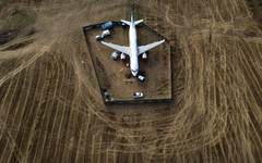 Стала известна судьба самолёта «Уральских авиалиний», который сел в поле