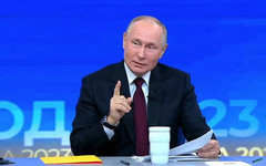После оговорки Путина комиссию за оплату ЖКУ отменят для всех пенсионеров