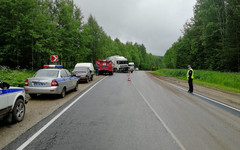 Появились подробности смертельного ДТП на трассе Киров-Советск