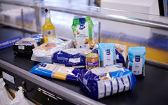 В Кирове крупная торговая сеть снизила цены на продукты