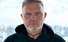 Никита Белых опубликовал новое фото в своём мерче
