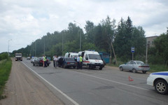 ДТП в Кирово-Чепецком районе: три машины столкнулись, трое пострадавших