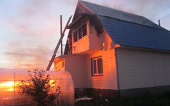 Кировчанин избил тёщу и поджёг её дом