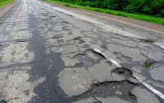 В Кировской области на сельские дороги потратят более 200 миллионов рублей