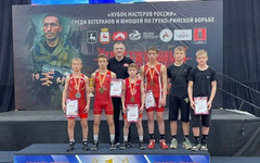 Кировские борцы взяли шесть медалей на всероссийских соревнованиях