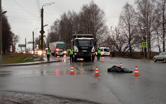 В Нововятске грузовик насмерть сбил женщину на пешеходном переходе