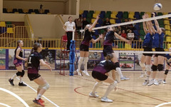 Кировские волейболистки завоевали серебро на турнире в Сыктывкаре