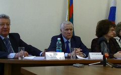 Президент Вятской ТПП пообещал встретиться с кировскими «Хрюшами против» (ВИДЕО)