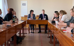 «Равный равному»: в Кирове создадут центр помощи выпускникам интернатов