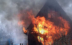За последнюю ночь в Кировской области сгорели два жилых дома