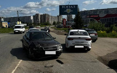 Девушка пострадала в ДТП на Московской в Кирове