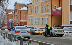 За выходные на дорогах Кировской области поймали 18 водителей-бесправников