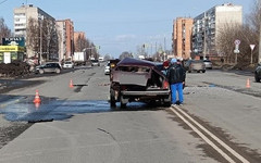 В Кирово-Чепецке в ДТП смяло «Ниву»