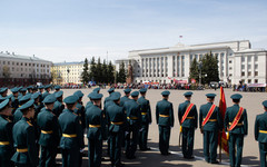 Как в Кирове проходит 9 мая. Прямая трансляция