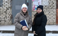 В Кирове сотрудники КДН забрали ребёнка из неблагополучной семьи